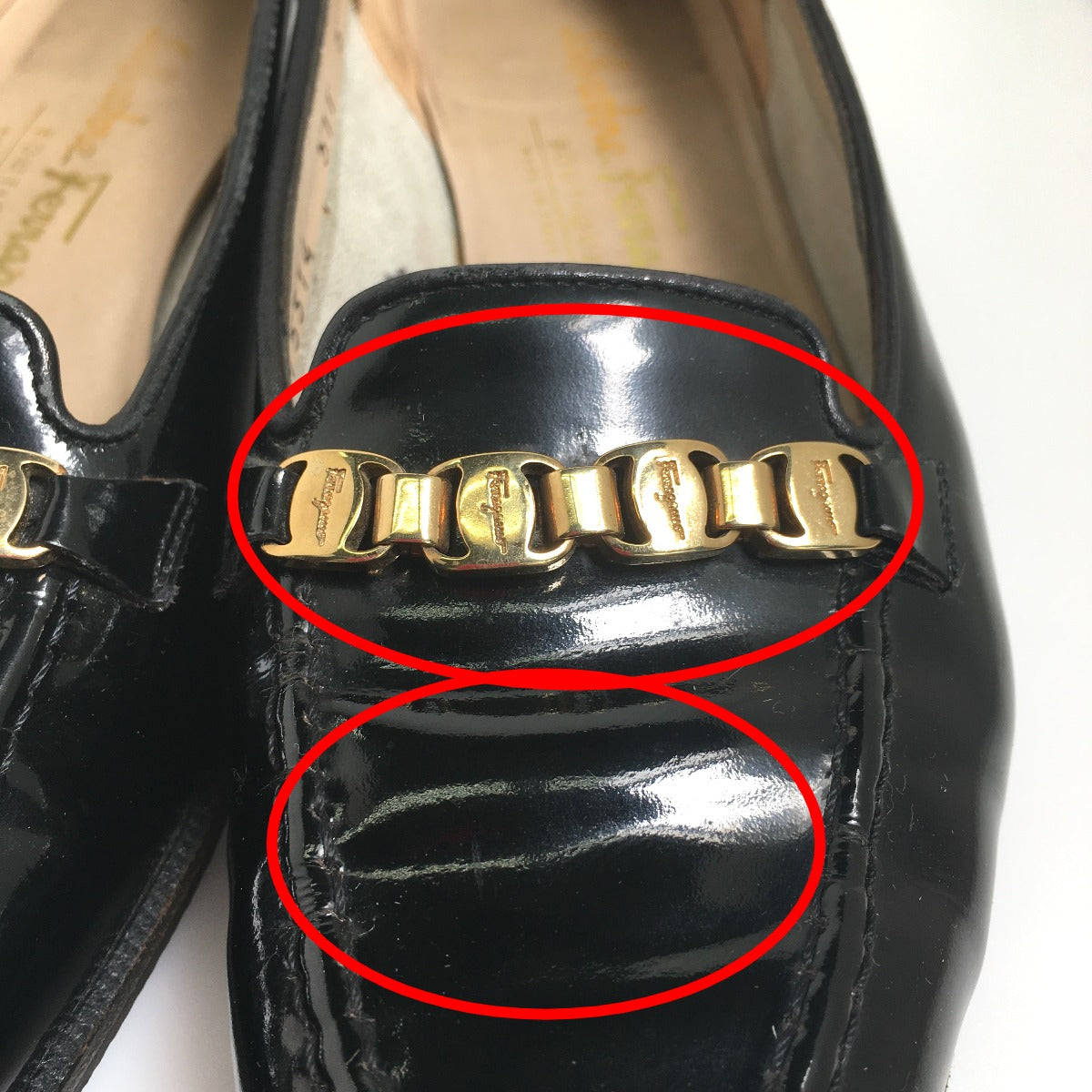 サルヴァトーレフェラガモ Salvatore Ferragamo パンプス
カーフ ブラック 【SS】
【中古】