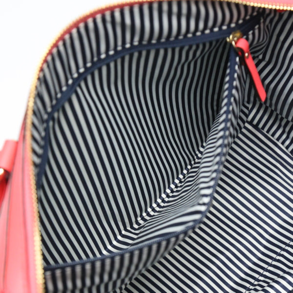 ケイトスペード Kate Spade ショルダーバッグ
斜めがけ 2WAY PVC ピンク 【SS】
【中古】