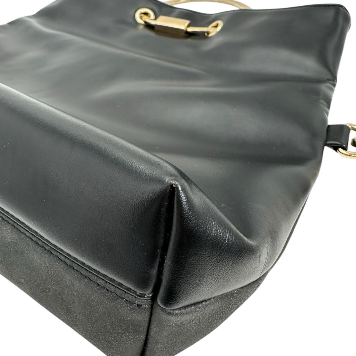 ショルダーバッグ
ショルダーバッグ 2WAY レザー ブラック 【SS】
【中古】