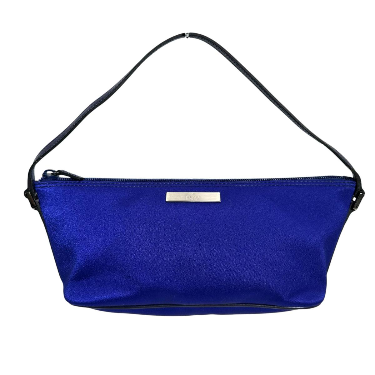 グッチ GUCCI ポーチ
ポーチ ハンドポーチ サテン 039-1103 ブルー 【SS】
【中古】