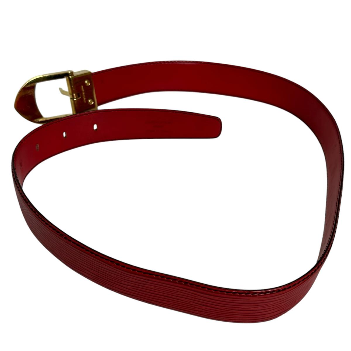 ルイヴィトン LOUIS VUITTON ベルト
ベルト エピ サンチュール・クラシック エピレザー R15007 レッド LV
【SS】
【中古】