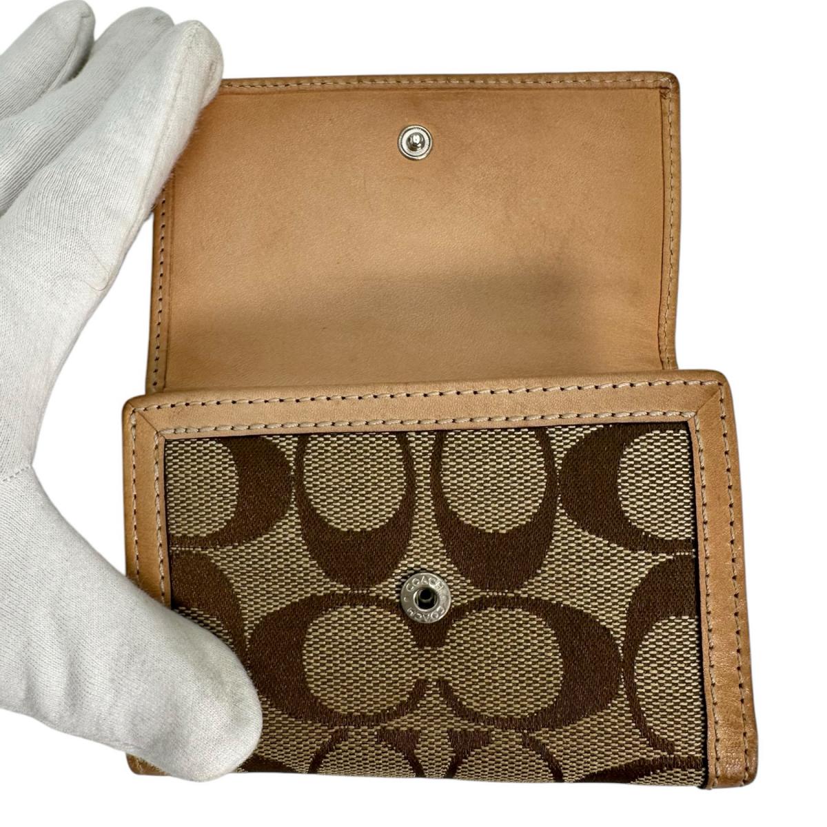 コーチ COACH 三つ折り財布
三つ折り財布 シグネクチャー キャンバス ブラウン 【SS】
【中古】