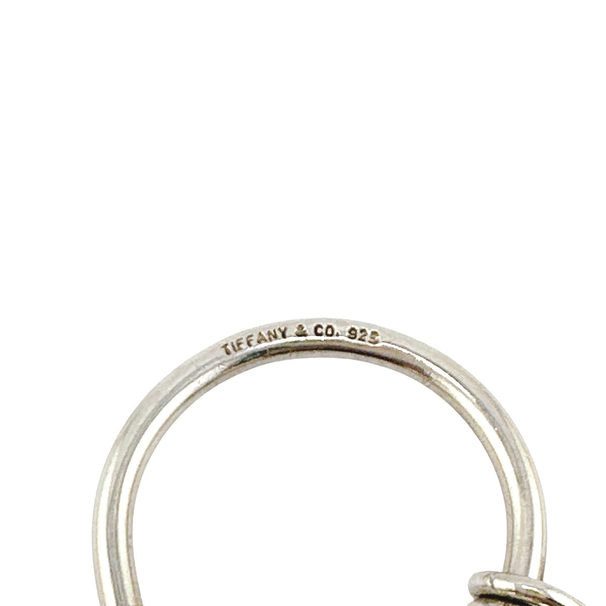 ティファニー TIFFANY&Co. キーホルダー
リターントゥティファニー スクリューボール キーリング ラウンド タグ シルバー925 シルバー 【SS】
【中古】