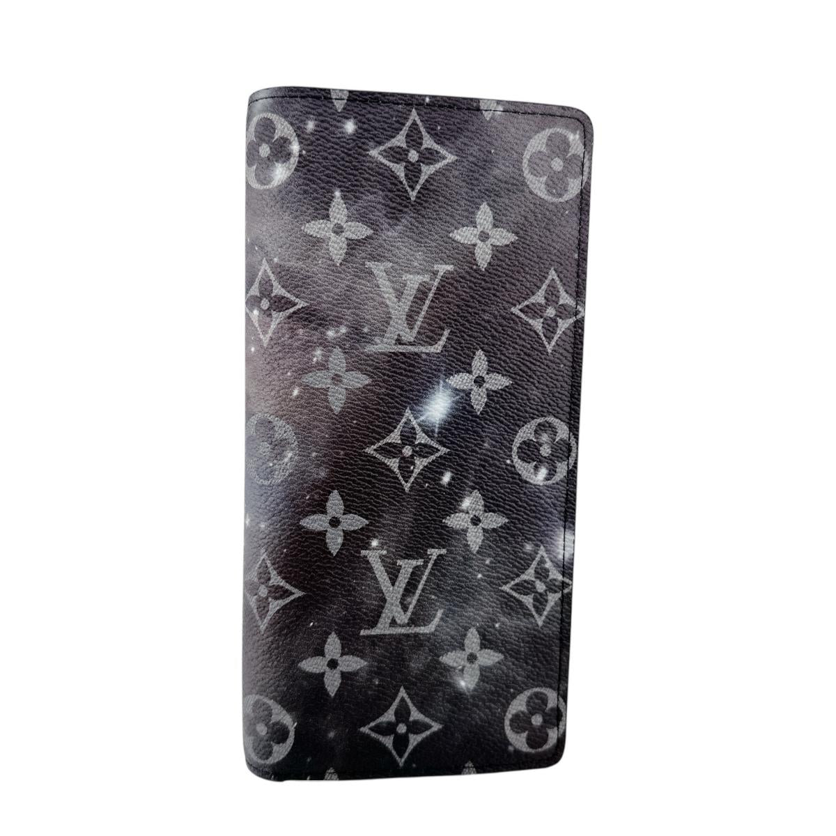 ルイヴィトン LOUIS VUITTON 長財布
長財布 モノグラムギャラクシー ポルトフォイユブラザ モノグラムキャンバス M63871 グレー LV
【中古】