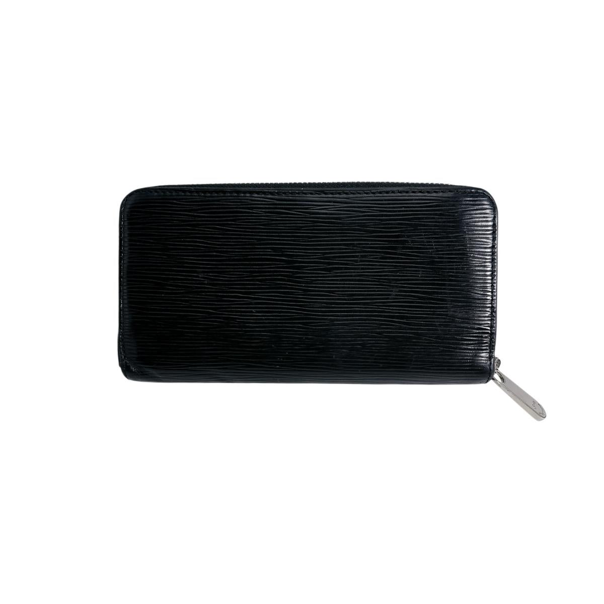 ルイヴィトン LOUIS VUITTON 長財布
長財布 エピ ジッピーウォレット エピレザー M61857 ノワール LV
【SS】
【中古】