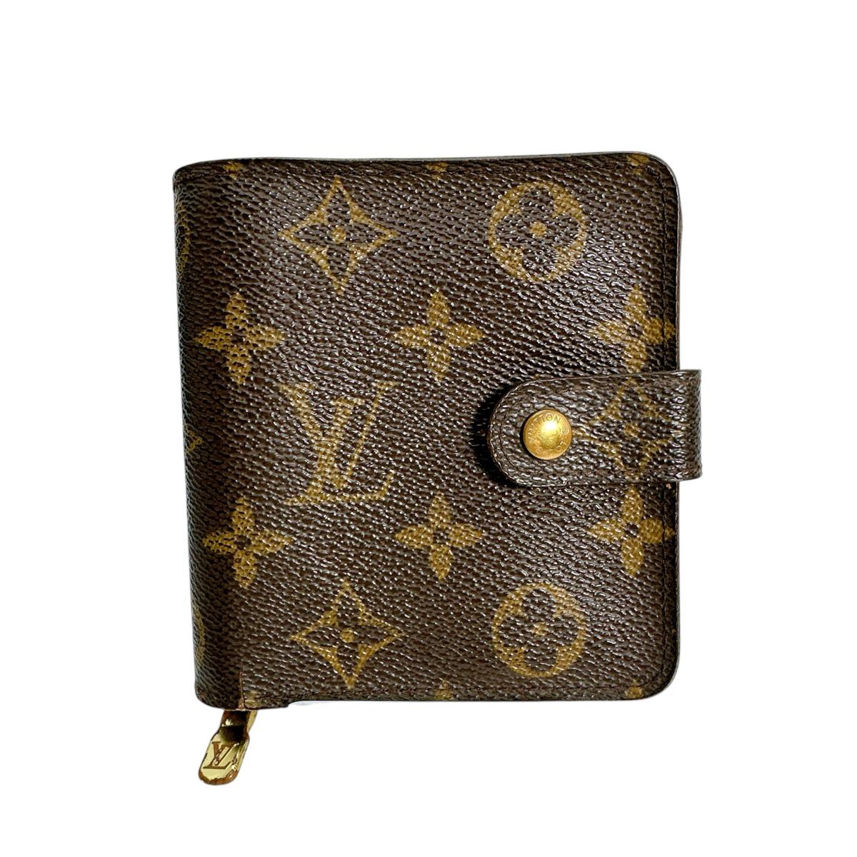 ルイヴィトン LOUIS VUITTON 二つ折り財布
カード用ポケットファスナー付 モノグラム コンパクトジップ モノグラムキャンバス M61667 ブラウン LV
【SS】
【中古】