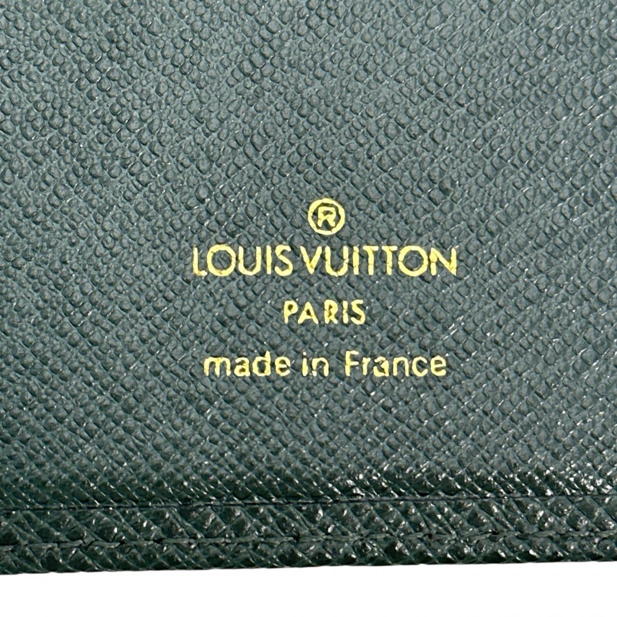 ルイヴィトン LOUIS VUITTON 長財布
長財布 タイガ ポルト・バルールカルトクレディ タイガ M3039P グリーン LV
【SS】
【中古】