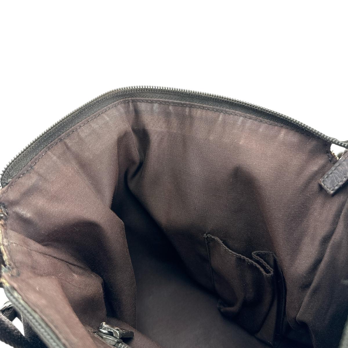 グッチ GUCCI ショルダーバッグ
ショルダーバッグ スクエア GGクリスタル GGキャンバス 145857 001013 ブラウン 【SS】
【中古】