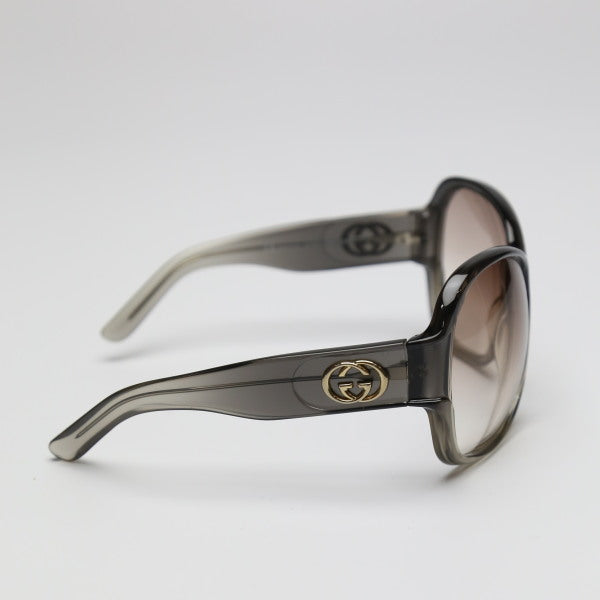 グッチ GUCCI サングラス
グッチ サングラス グラデーション バタフライ型 プラスチック 2934/s グレー 【SS】
【中古】