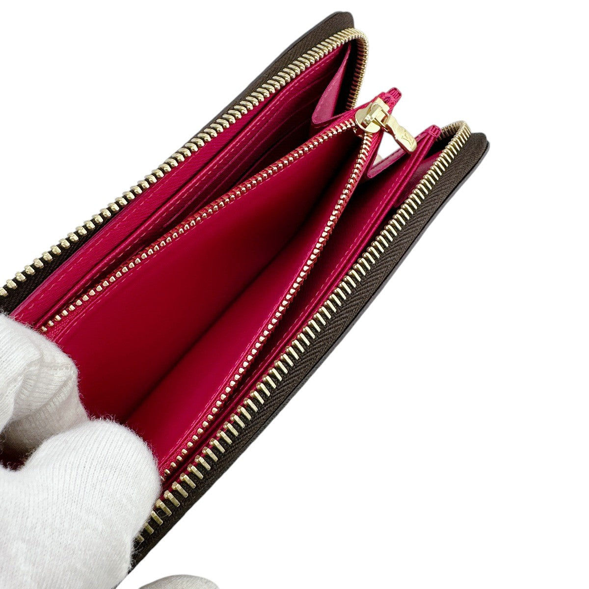 ルイヴィトン LOUIS VUITTON 長財布
ジッピー・ウォレット モノグラム ラウンドファスナー長財布 モノグラムキャンバス M63379 ブラウン LV