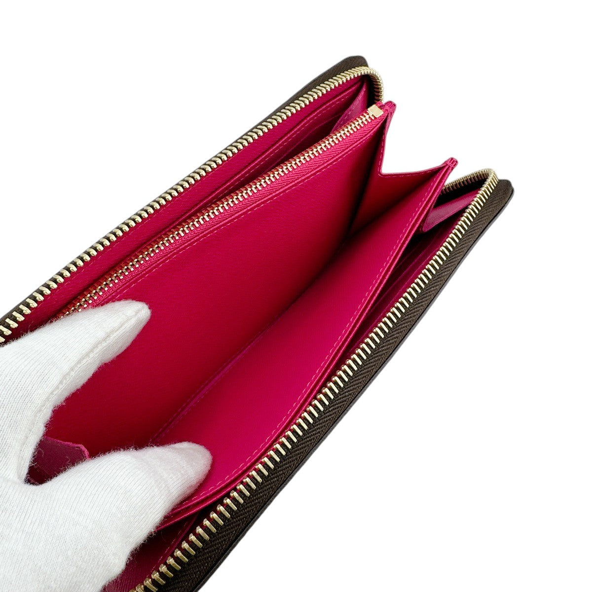 ルイヴィトン LOUIS VUITTON 長財布
ジッピー・ウォレット モノグラム ラウンドファスナー長財布 モノグラムキャンバス M63379 ブラウン LV