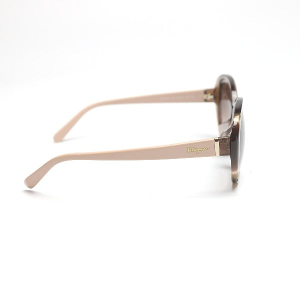 サルヴァトーレフェラガモ Salvatore Ferragamo サングラス
#2 SF842SA 210 プラスチック ブラウン×ピンクベージュ 【SS】
【中古】