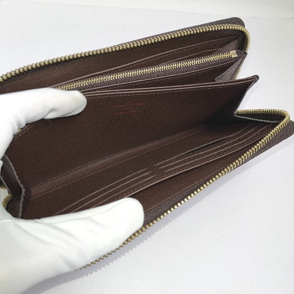ルイヴィトン LOUIS VUITTON 長財布
ラウンドファスナー ダミエ ジッピーウォレット ダミエキャンバス N41661 ブラウン LV
【SS】
【中古】