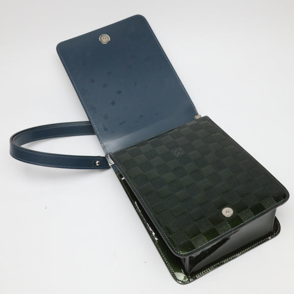 ルイヴィトン LOUIS VUITTON ショルダーバッグ
クラブ ハンドバッグ ダミエ・ヴェルニ ペトロールブルー M92128 グリーン LV
【SS】
【中古】