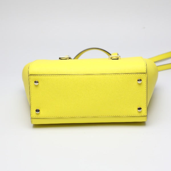 ケイトスペード Kate Spade ハンドバッグ
斜めがけ 2WAY イエロー 【SS】
【中古】