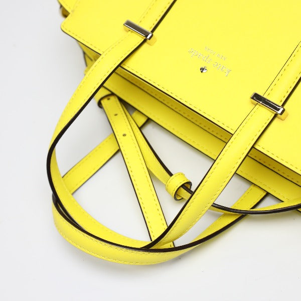 ケイトスペード Kate Spade ハンドバッグ
斜めがけ 2WAY イエロー 【SS】
【中古】