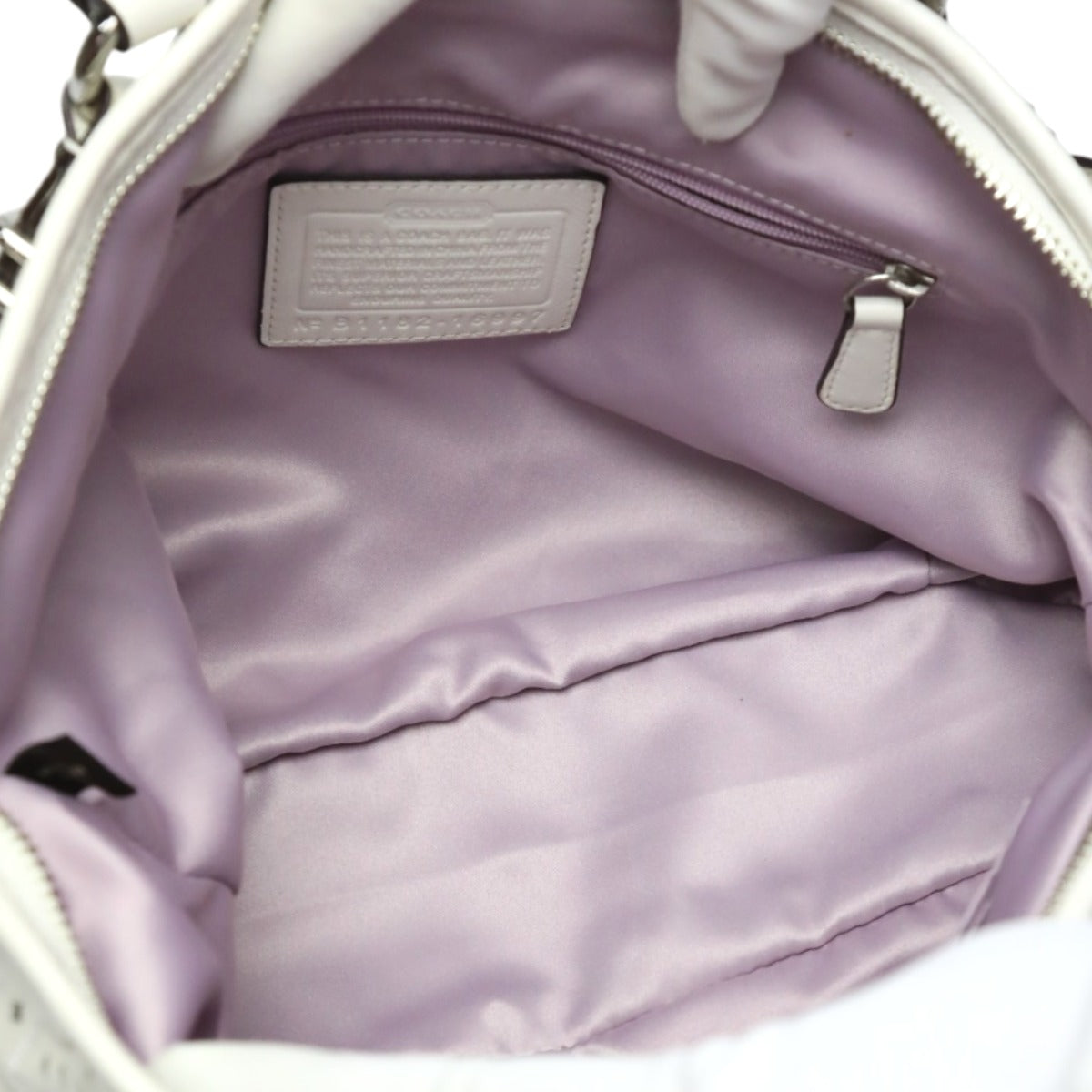 コーチ COACH ハンドバッグ
マディソン パンチング 2WAY レザーカット オプアートレザーソフィア シラカワ レザー 16997 ホワイト 【SS】
【中古】