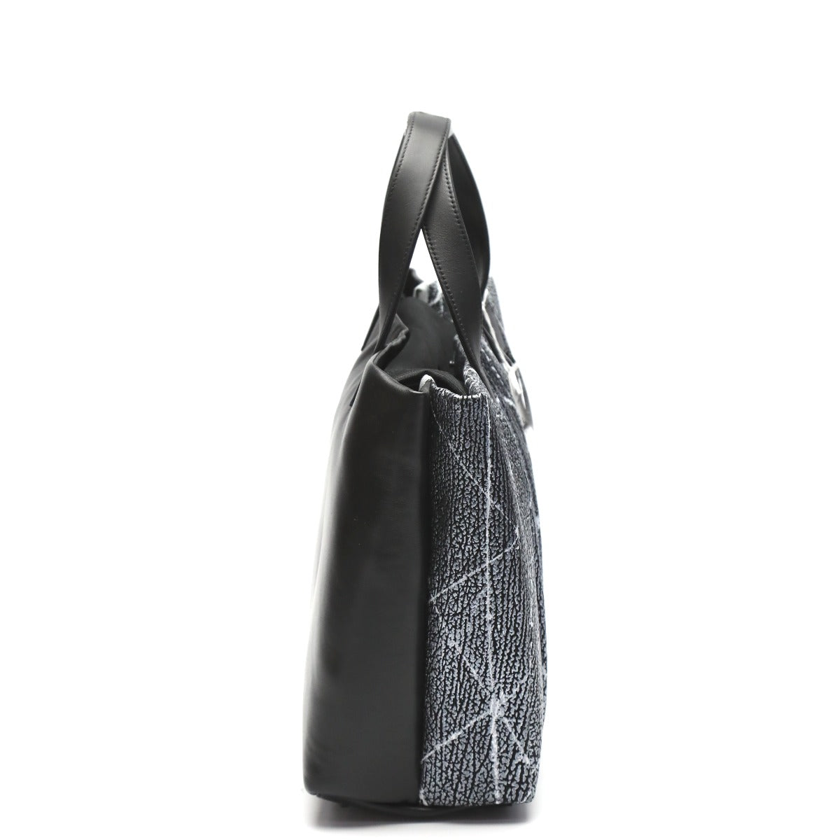 シャークスキン Shark Skin ショルダーバッグ
トートバッグ ラム シャーク ラムスキン LB-4199 ブラック×シルバー 【SS】