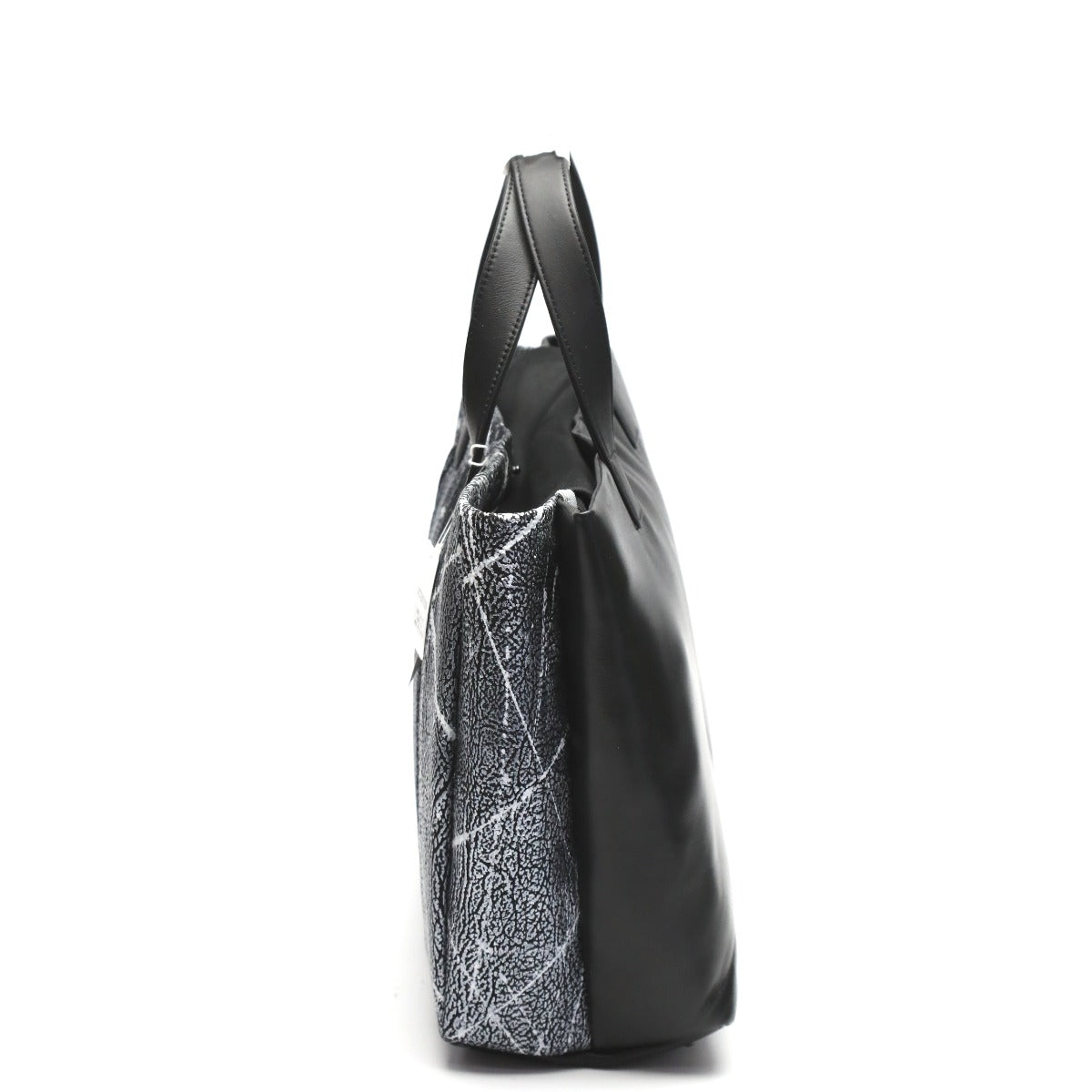 シャークスキン Shark Skin ショルダーバッグ
トートバッグ ラム シャーク ラムスキン LB-4199 ブラック×シルバー 【SS】