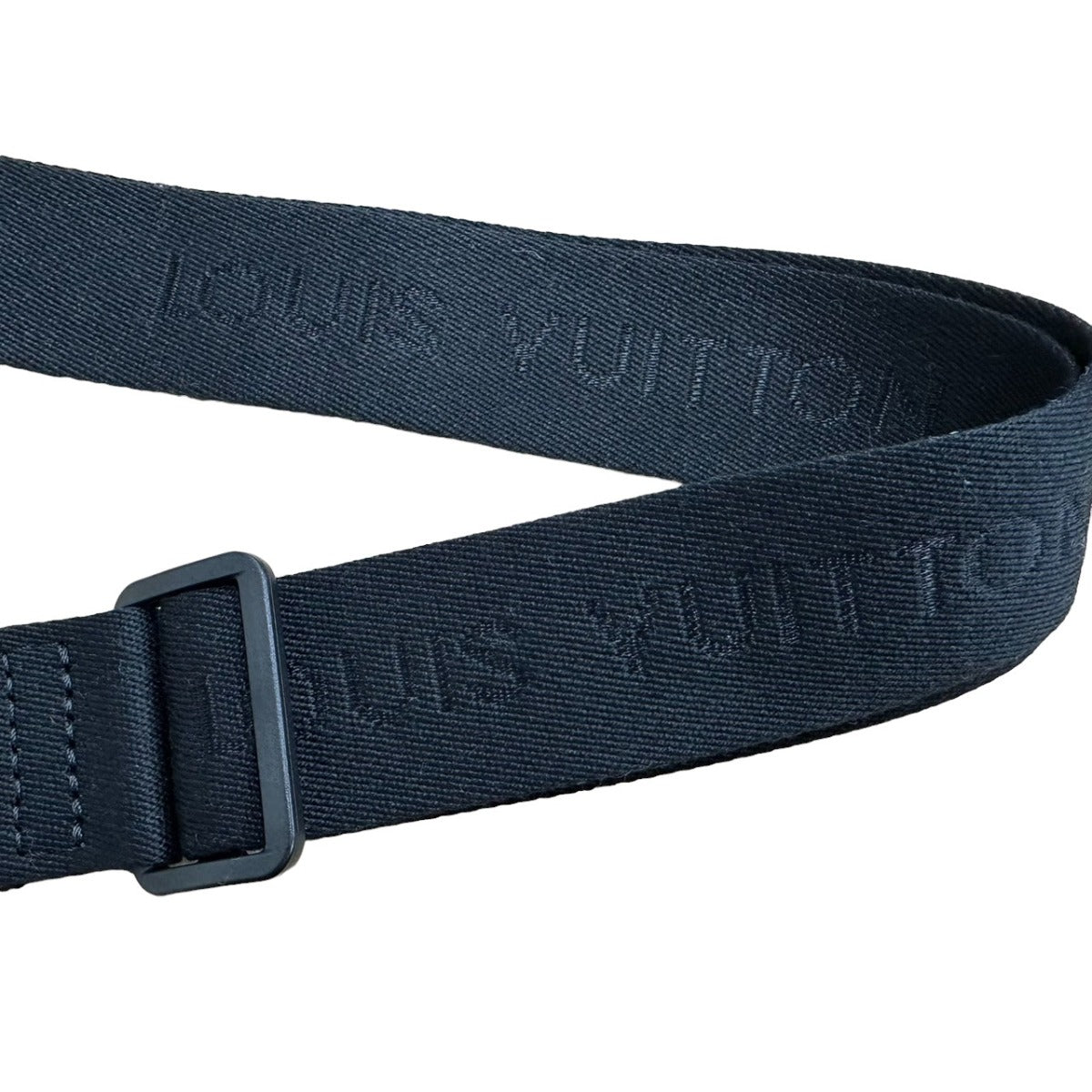 ルイヴィトン LOUIS VUITTON ショルダーストラップ
ストラップ 調整可能 ダミエグラフィット用 キャンバス N51192 ブラック LV
【SS】
【中古】