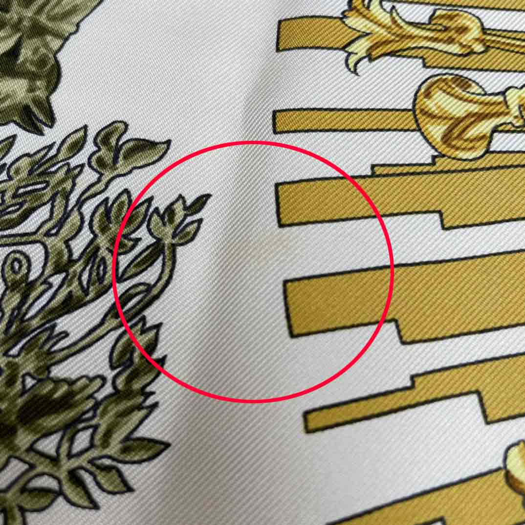 エルメス HERMES スカーフ
FREDERIC-Ⅱ カレ90 シルク カレ90 レッド 【SS】
【中古】