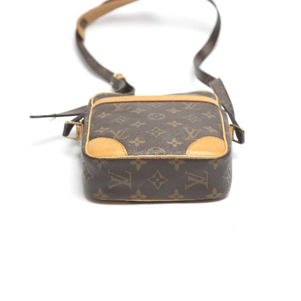 ルイヴィトン LOUIS VUITTON ショルダーバッグ
斜めかけ モノグラム ダヌーブ モノグラムキャンバス M45266 ブラウン LV
【SS】
【中古】