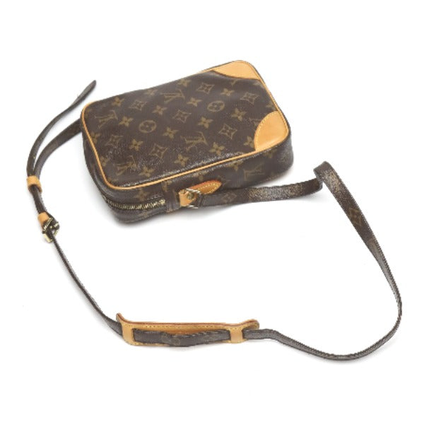 ルイヴィトン LOUIS VUITTON ショルダーバッグ
斜めかけ モノグラム ダヌーブ モノグラムキャンバス M45266 ブラウン LV
【SS】
【中古】