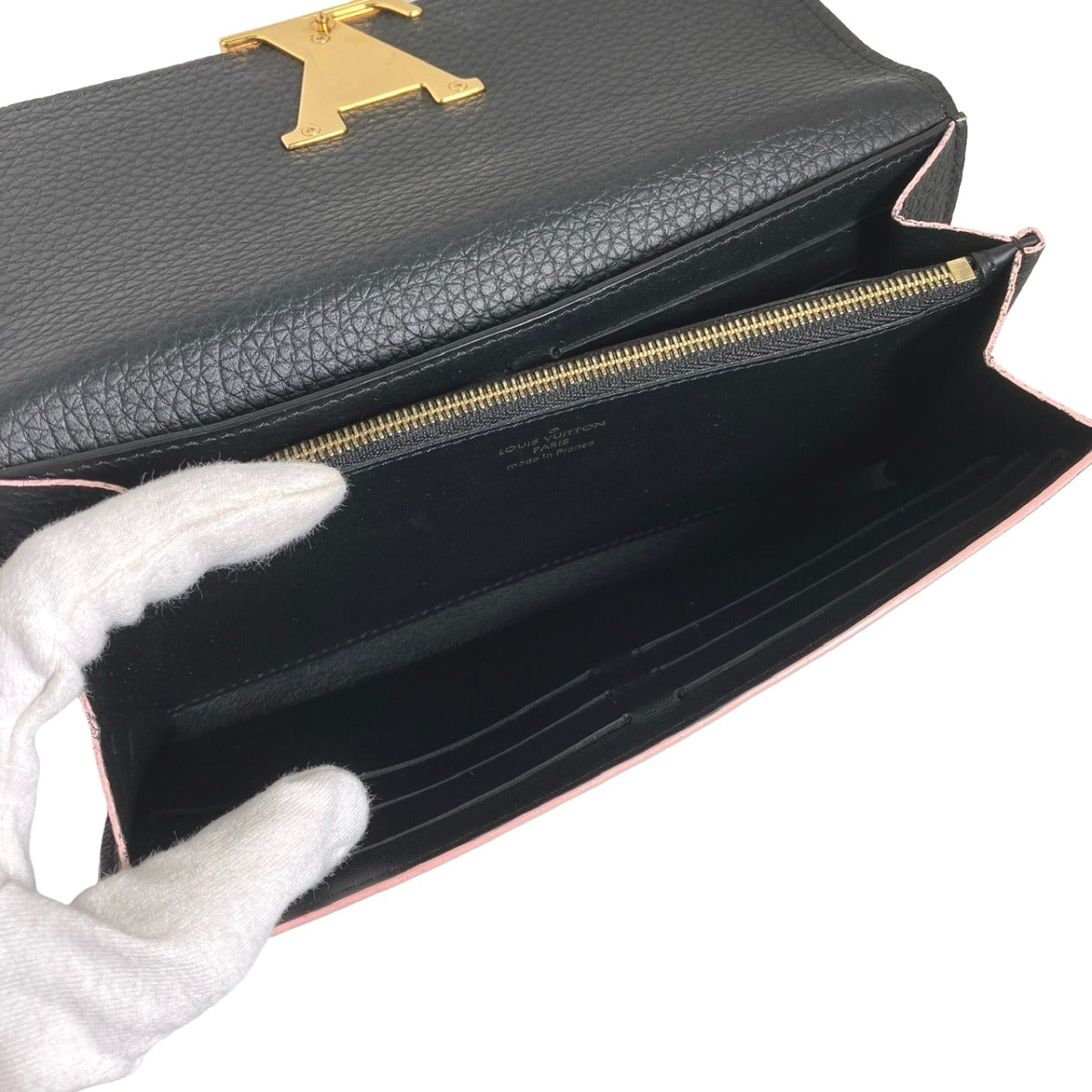 ルイヴィトン LOUIS VUITTON 長財布
二つ折り長財布 トリヨン ポルトフォイユ・カプシーヌ トリヨンクレマンス M67663 ブラック LV
【SS】
【中古】