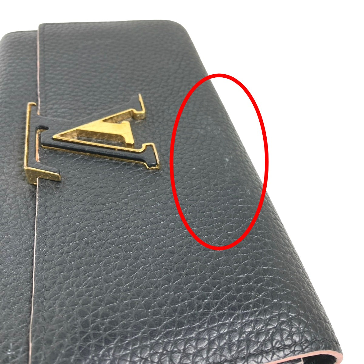ルイヴィトン LOUIS VUITTON 長財布
二つ折り長財布 トリヨン ポルトフォイユ・カプシーヌ トリヨンクレマンス M67663 ブラック LV
【SS】
【中古】