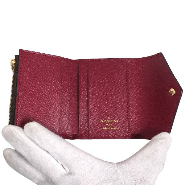 ルイヴィトン LOUIS VUITTON コインケース
ポルトフォイユ・ゾエ モノグラム カードケース付小銭入 モノグラムキャンバス M62932 フューシャ LV
【SS】
【中古】