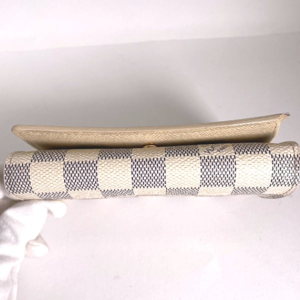 ルイヴィトン LOUIS VUITTON 二つ折り財布
ポルトフォイユ ダミエアズール トレゾール ダミエアズールキャンバス N61744 ダミエアズール LV
【SS】
【中古】
