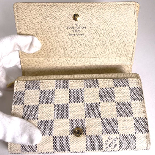 ルイヴィトン LOUIS VUITTON 二つ折り財布
ポルトフォイユ ダミエアズール トレゾール ダミエアズールキャンバス N61744 ダミエアズール LV
【SS】
【中古】