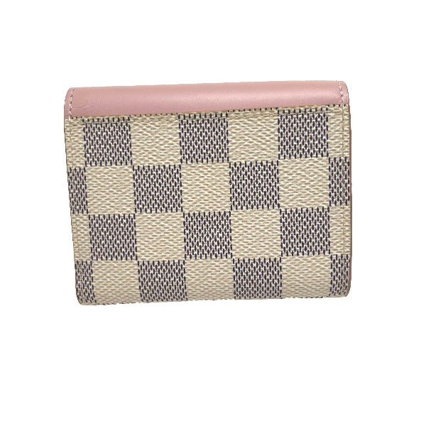 ルイヴィトン LOUIS VUITTON 三つ折り財布
小銭入れ付き ダミエ・アズール ポルトフォイユ・ゾエ ダミエキャンバス N60168 オードローズ LV
【SS】
【中古】
