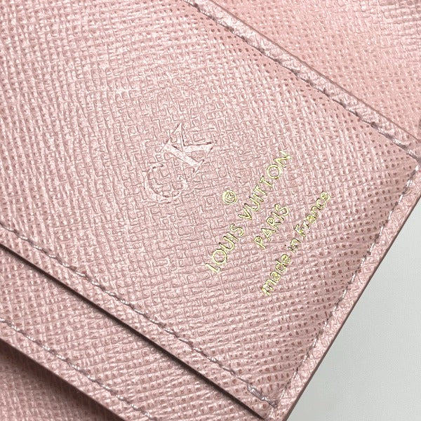 ルイヴィトン LOUIS VUITTON 三つ折り財布
小銭入れ付き ダミエ・アズール ポルトフォイユ・ゾエ ダミエキャンバス N60168 オードローズ LV
【SS】
【中古】
