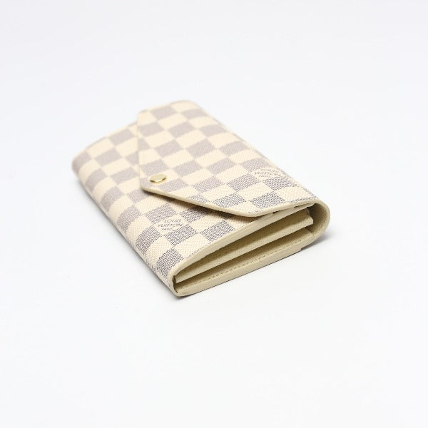 ルイヴィトン LOUIS VUITTON 長財布
長財布 ダミエ アズール ポルトフォイユ・サラ ダミエアズールキャンバス N63208 アズール LV
【SS】
【中古】