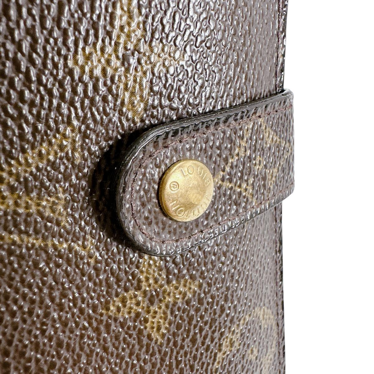 ルイヴィトン LOUIS VUITTON 二つ折り財布
カード用ポケット付がま口財布 モノグラム ポルト モネ・ビエ ヴィエノア モノグラムキャンバス M61663 ブラウン LV
【SS】
【中古】