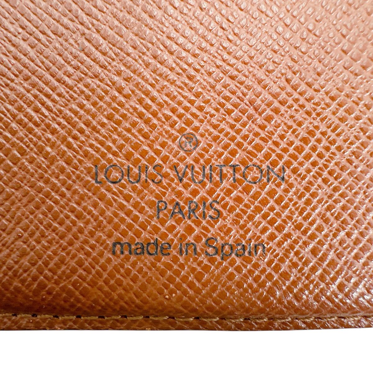ルイヴィトン LOUIS VUITTON 二つ折り財布
カード用ポケット付がま口財布 モノグラム ポルト モネ・ビエ ヴィエノア モノグラムキャンバス M61663 ブラウン LV
【SS】
【中古】