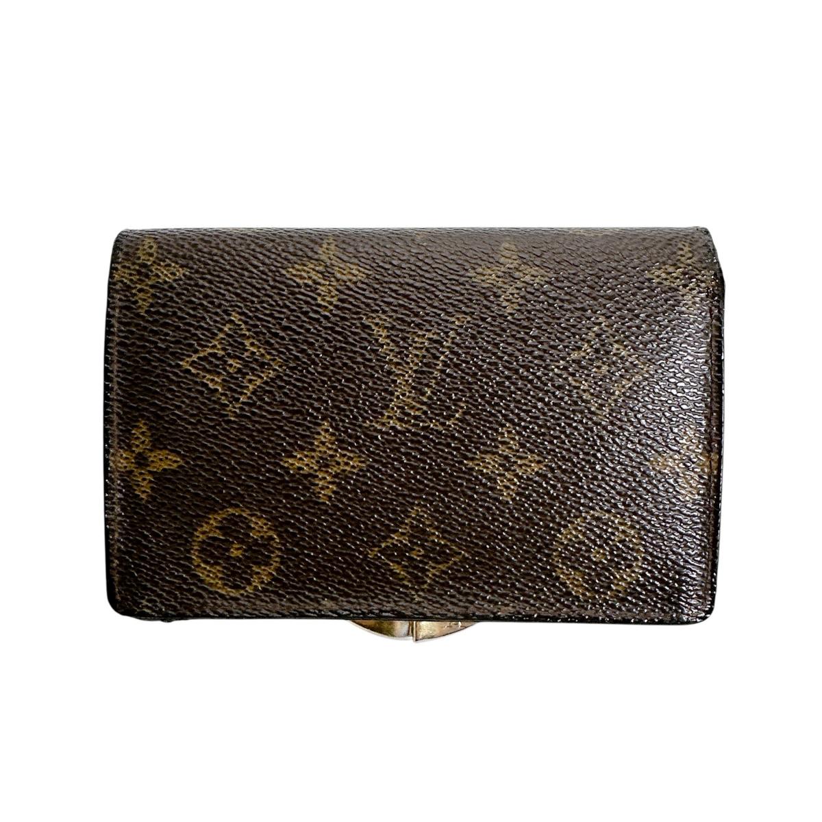 ルイヴィトン LOUIS VUITTON 二つ折り財布
カード用ポケット付がま口財布 モノグラム ポルト モネ・ビエ ヴィエノア モノグラムキャンバス M61663 ブラウン LV
【SS】
【中古】