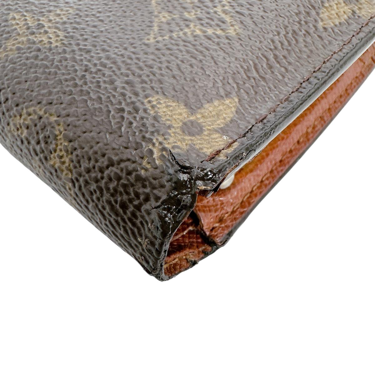 ルイヴィトン LOUIS VUITTON 二つ折り財布
カード用ポケット付がま口財布 モノグラム ポルト モネ・ビエ ヴィエノア モノグラムキャンバス M61663 ブラウン LV
【SS】
【中古】