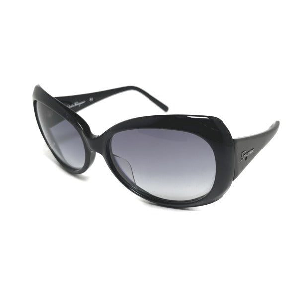 サルヴァトーレフェラガモ Salvatore Ferragamo サングラス
2162 プラスチック 2162-101/11 ブラック 【SS】
【中古】