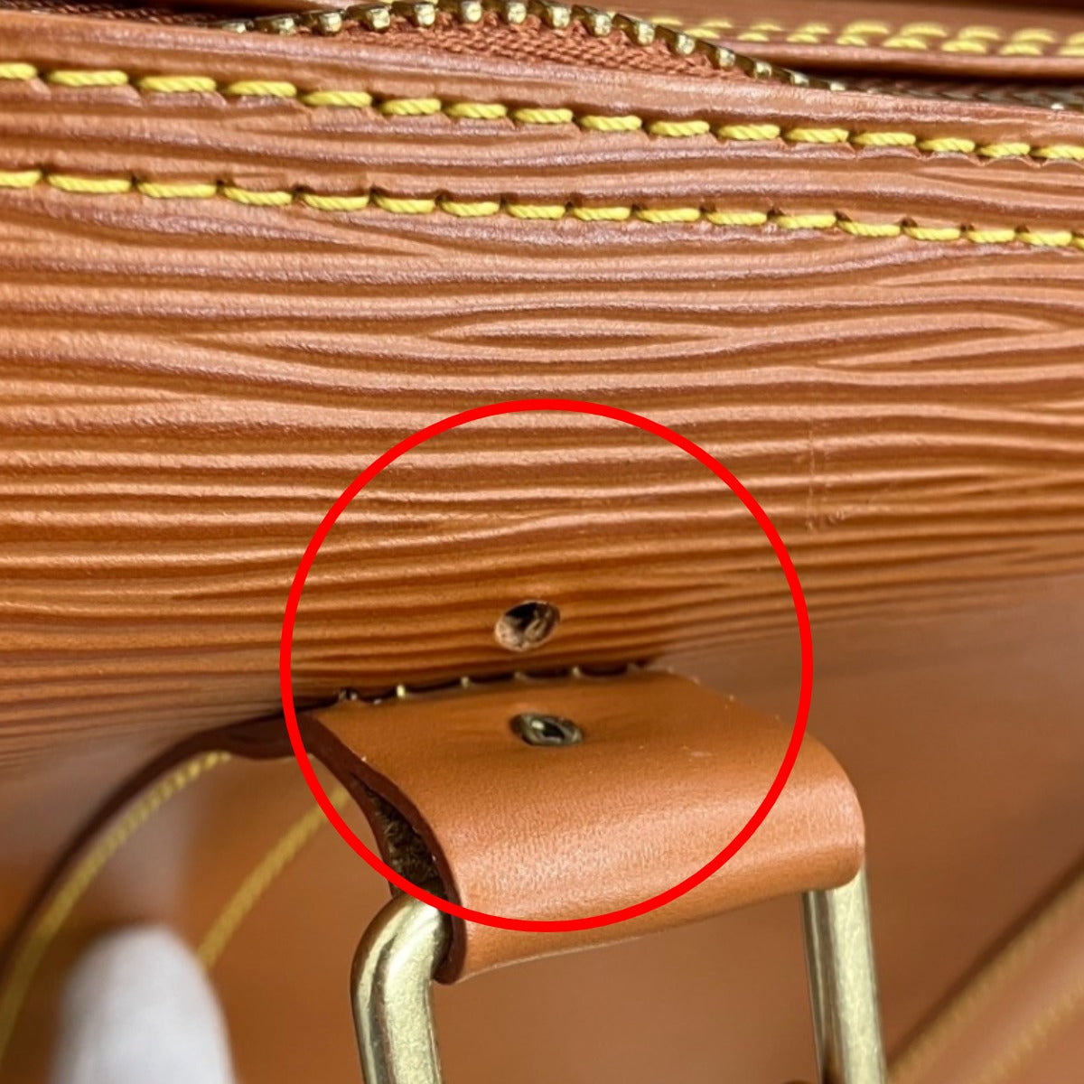 ルイヴィトン LOUIS VUITTON ボストンバッグ
エピ キーポル50 エピレザー M42968 ジパングゴールド LV
【SS】
【中古】