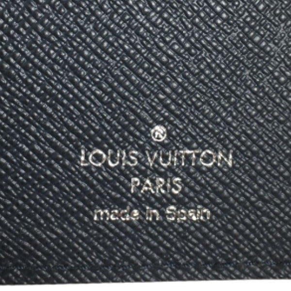 ルイヴィトン LOUIS VUITTON 長財布
ポルトフォイユブラザ エピ 二つ折り長財布 小銭入れ付き エピレザー M61816 ブルーマリーヌ LV
【SS】
【中古】