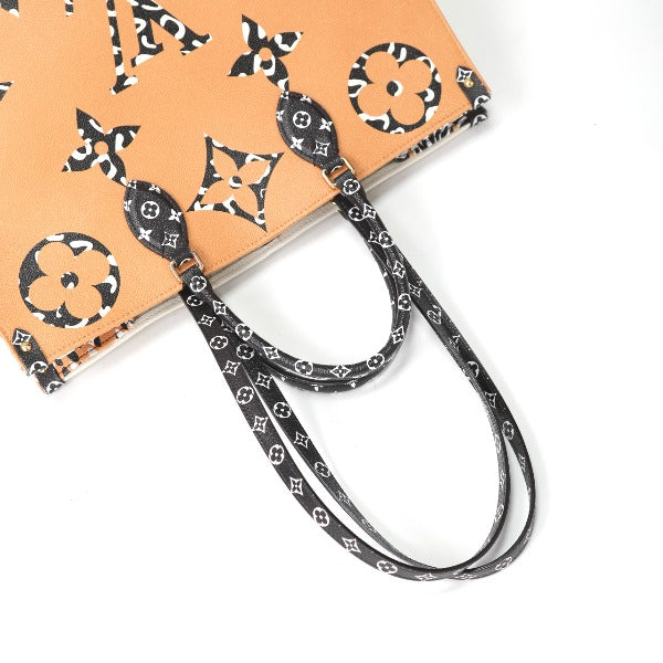 ルイヴィトン LOUIS VUITTON トートバッグ
2WAY モノグラムジャングル オンザゴーGM モノグラムキャンバス M44675 オレンジ/ホワイト LV
【SS】
【中古】