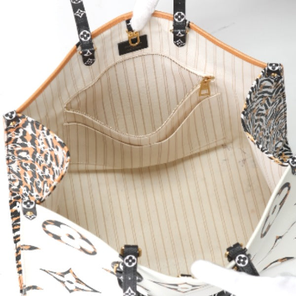 ルイヴィトン LOUIS VUITTON トートバッグ
2WAY モノグラムジャングル オンザゴーGM モノグラムキャンバス M44675 オレンジ/ホワイト LV
【SS】
【中古】