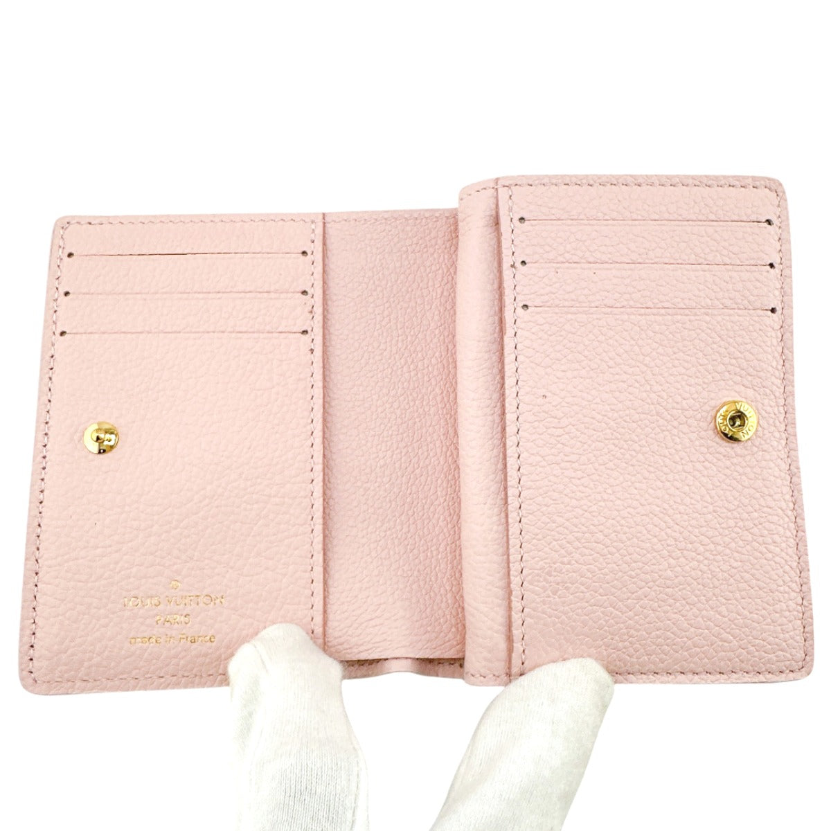 ルイヴィトン LOUIS VUITTON 二つ折り財布
カードケース付小銭入 モノグラム ポルトフォイユ・クレア モノグラムアンプラント M81529 ライトピンク LV