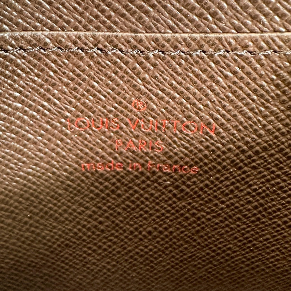 ルイヴィトン LOUIS VUITTON コインケース
コインケース ダミエ ジッピー・コイン パース ダミエキャンバス N63070 ブラウン LV