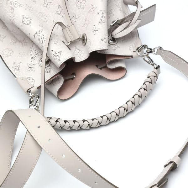 ルイヴィトン LOUIS VUITTON ショルダーバッグ
ショルダーバッグ マヒナ ムリア モノグラムマヒナ M21006 キーベル LV
【SS】
【中古】