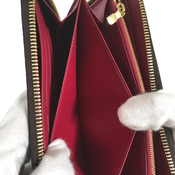 Louis Vuitton LOUIS VUITTON Long Wallet
Round zipper Monogram Zippy Wallet Monogram Canvas M41895 Fuchsia LV
【second hand】