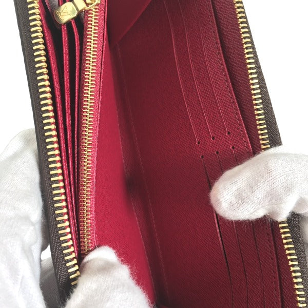 Louis Vuitton LOUIS VUITTON Long Wallet
Round zipper Monogram Zippy Wallet Monogram Canvas M41895 Fuchsia LV
【second hand】