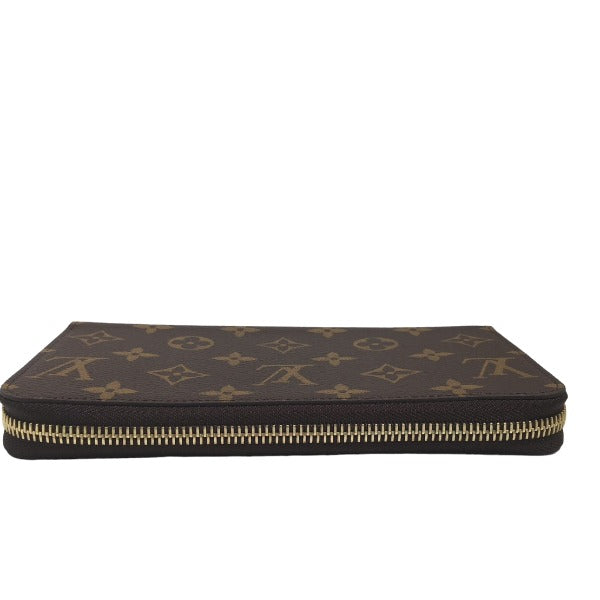 Louis Vuitton LOUIS VUITTON Long Wallet
Round zipper Monogram Zippy Wallet Monogram Canvas M41895 Fuchsia LV
【second hand】